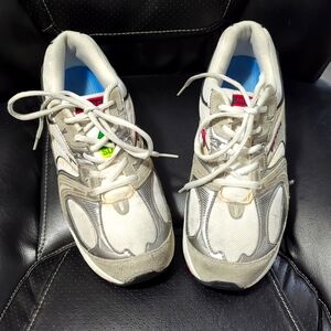 Brooks safety Shoes. Steel Toes. size 9EE. GUC. Women's.